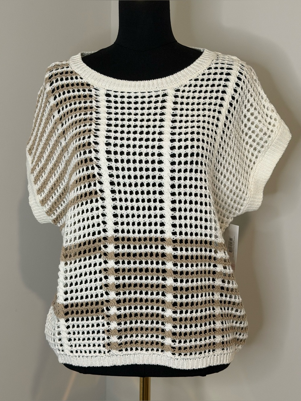 Blu Pepper Open-Knit Boxy Sweater Top in White and Tan